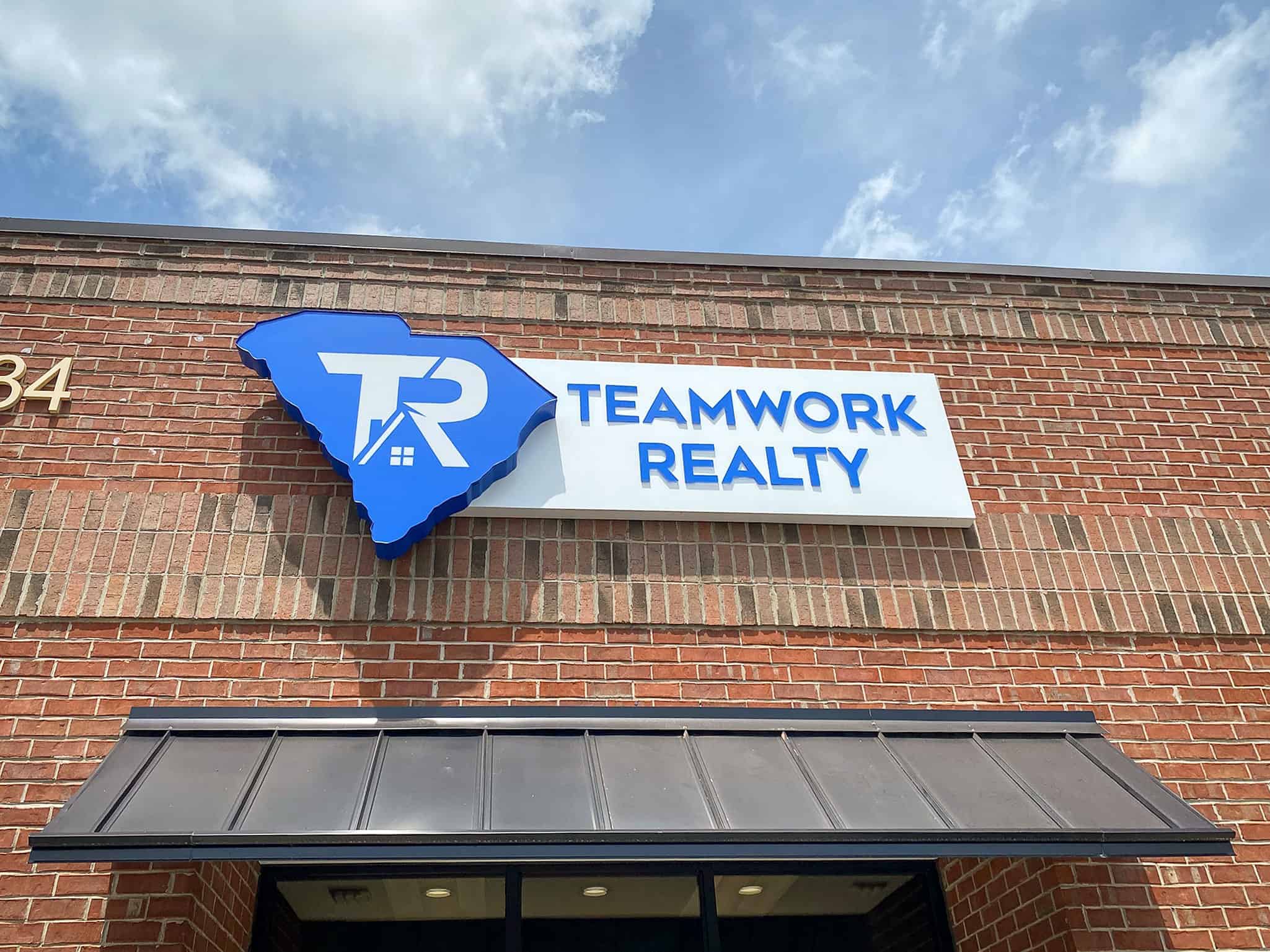 Push-Through Dimensional Letters for Teamwork Realty