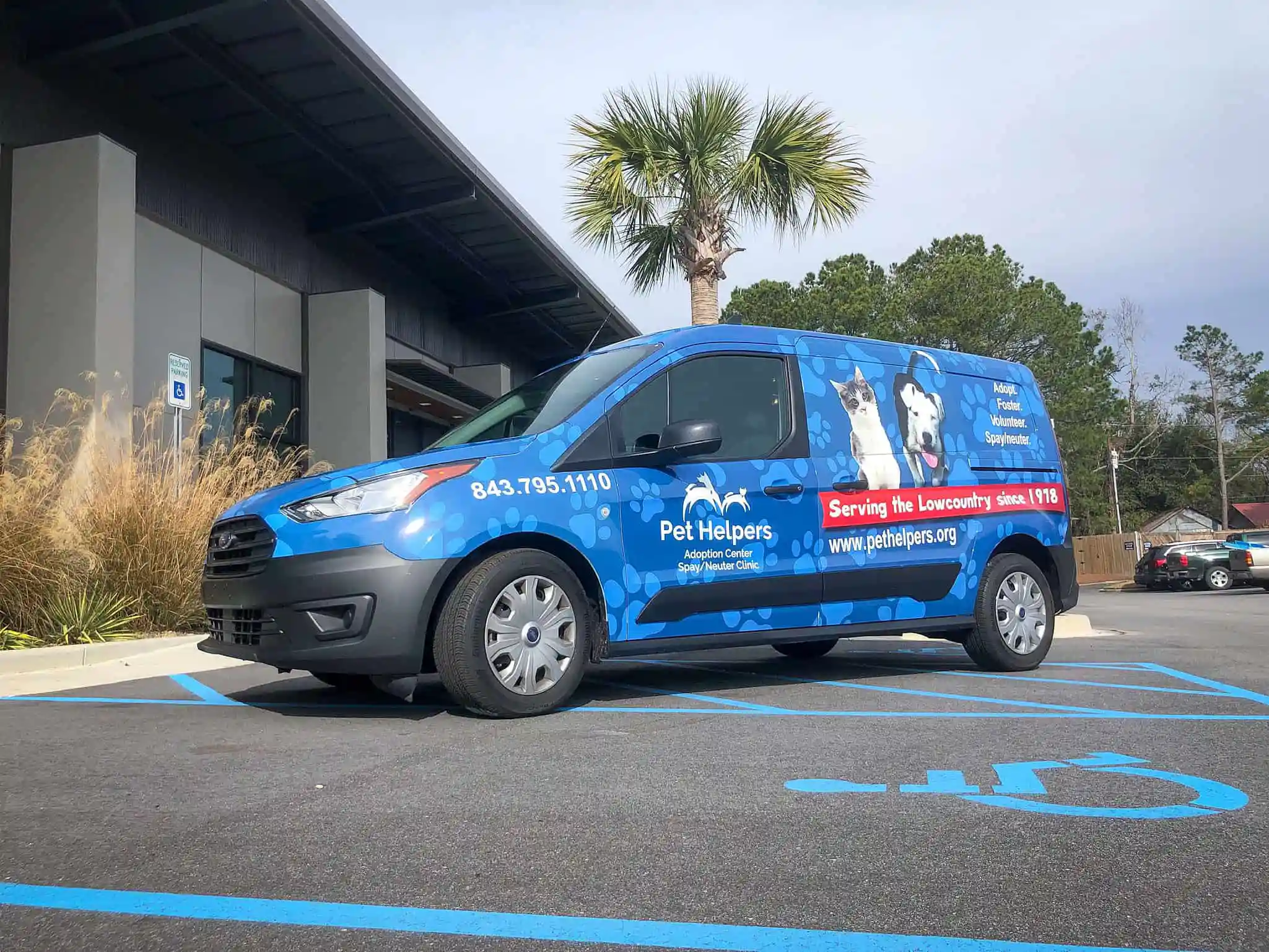 Full Vehicle Wrap for Pet Helpers