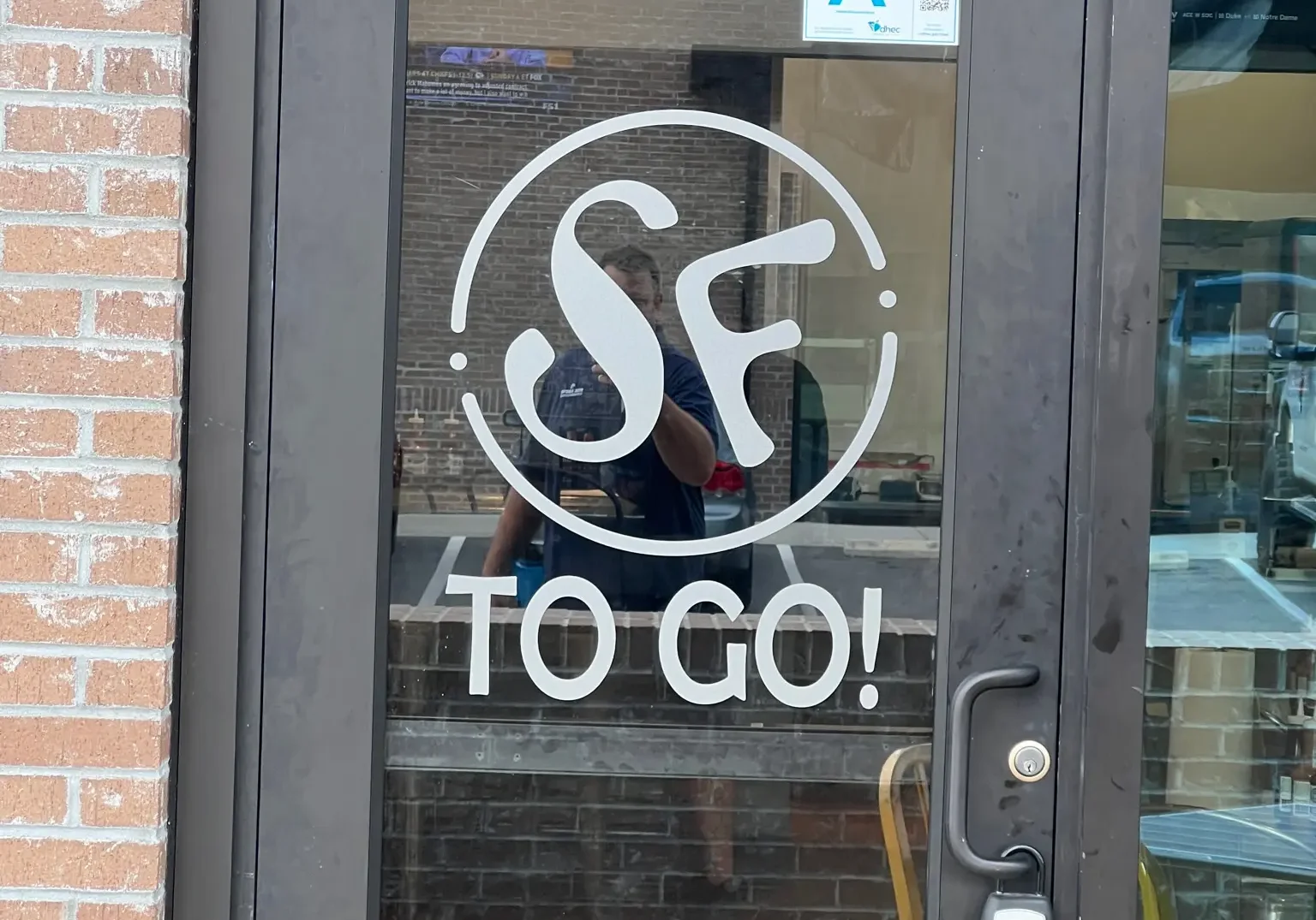 Vinyl Lettering for Sticky Fingers