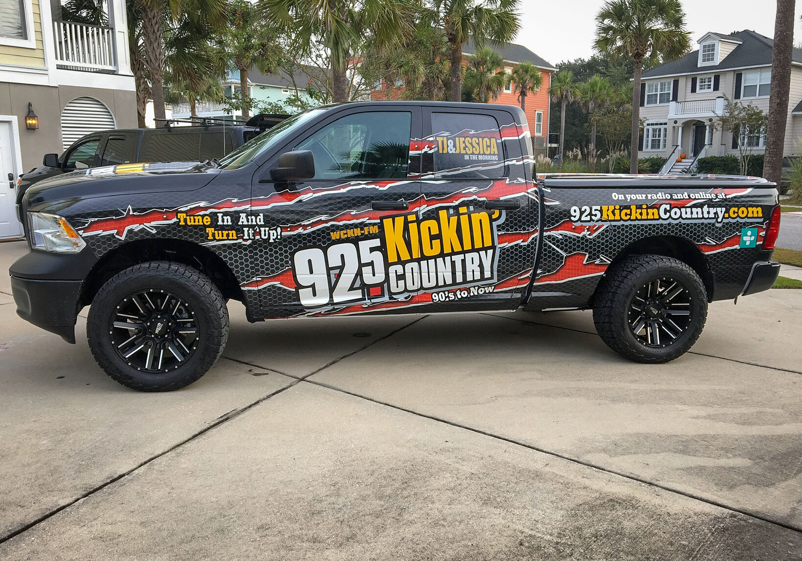 Full Vehicle Wrap for Kickin Country Radio